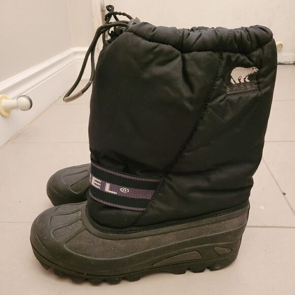 Sorel cub winter boots. - Picture 3 of 7